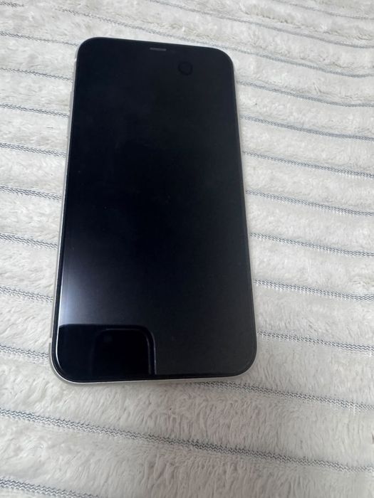 iPhone 11 белый цвет