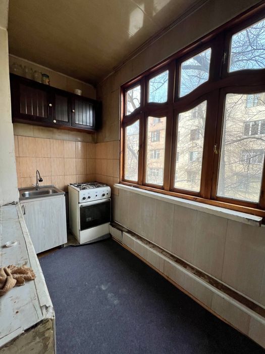 ПАНЕЛЬНЫЙ массив(Базарчик)! Риэлтор! Дешёвая цена! Срочно сдам!!!