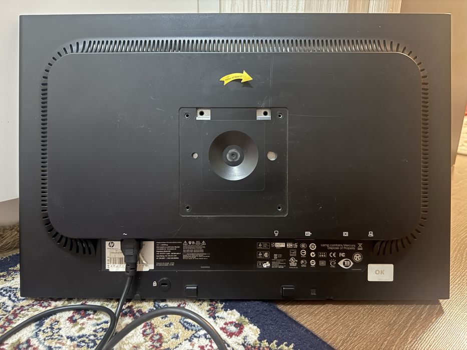 Монитор HP Срочно продам