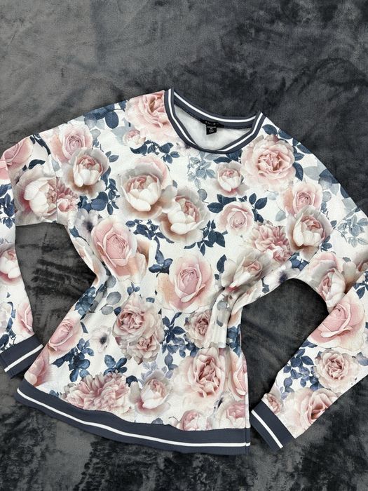 Флорална дамска блуза