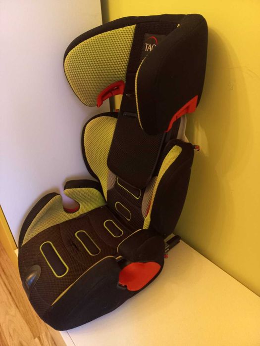 детско столче за кола от 2 г. до ръст 146см