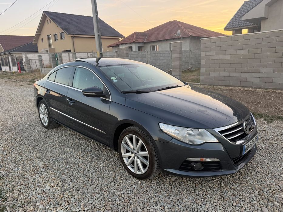 VOLKSWAGEN Passat CC