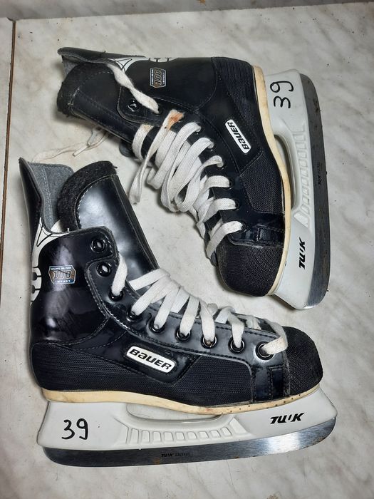 Patine hochei hochey 39 Bauer Impact marime 35-36 ( 23 cm)