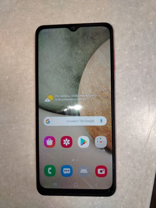 Продаю Samsung Galaxy A12