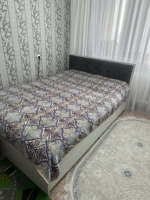 Кровать двухспальная