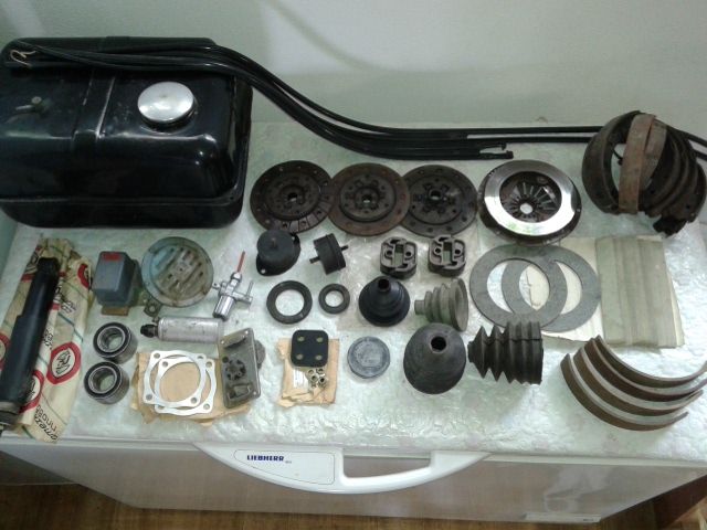 Части за Трабант.Цена за всичко налично в обявата!