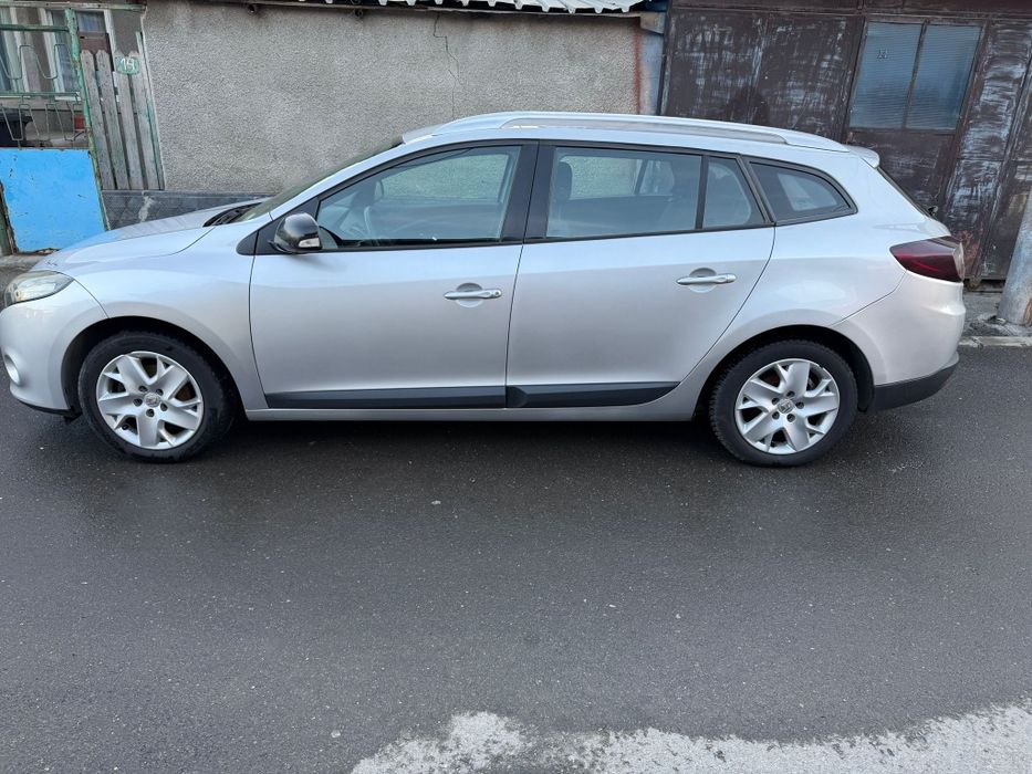 RENAULT Megane 2011 — imagine 3
