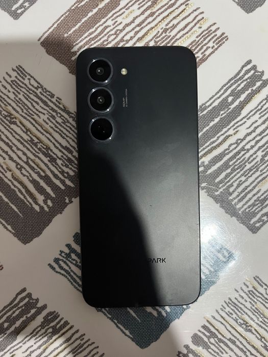 Tecno Spark 40 pro