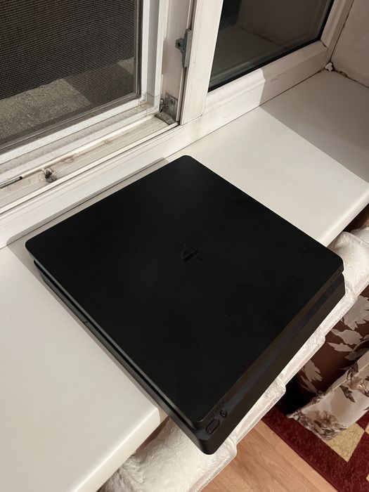 PlayStation 4 Slim 1T