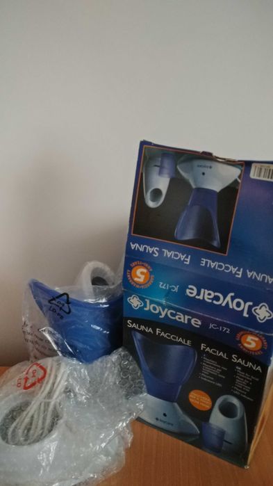 Vând saună facială.