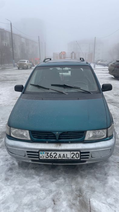 сатылымда Mitsubishi Space Runner