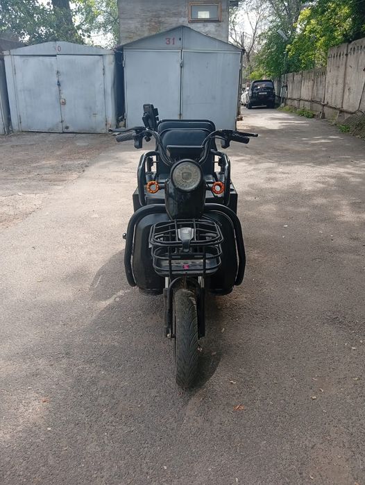 Продам Трицикл электрический