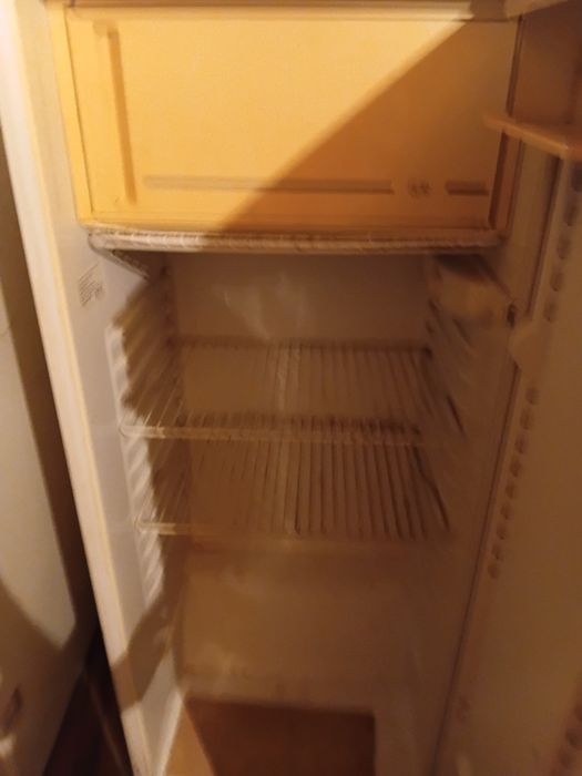 Продам холодильник за 20000