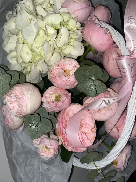 Цветы сегодня утром купилаа