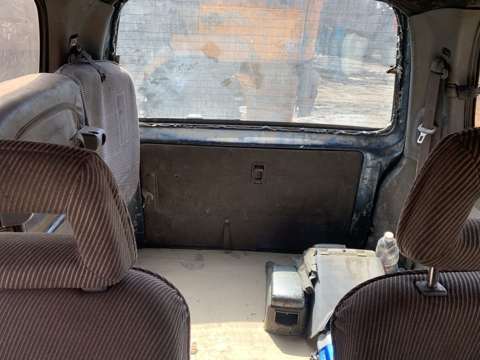 Продаю ниссан серена