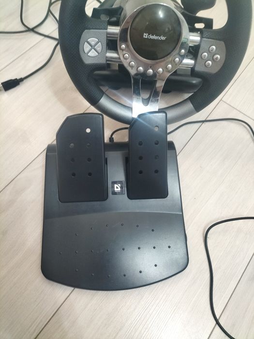 Игровой руль Defender