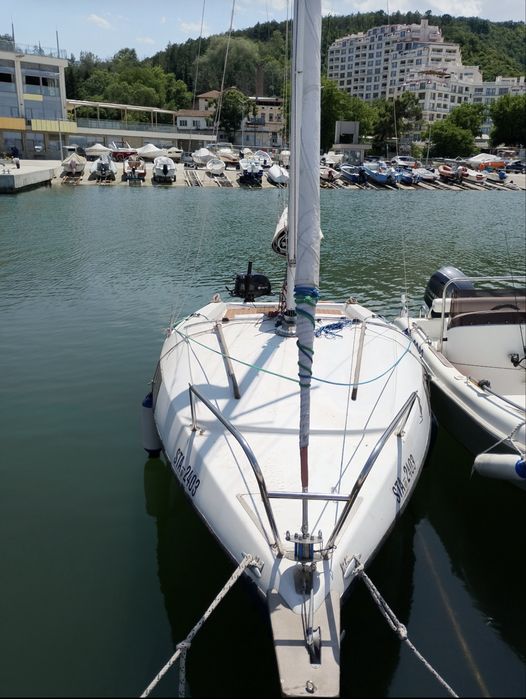 Ветеоходна лодка с мотор и теглич