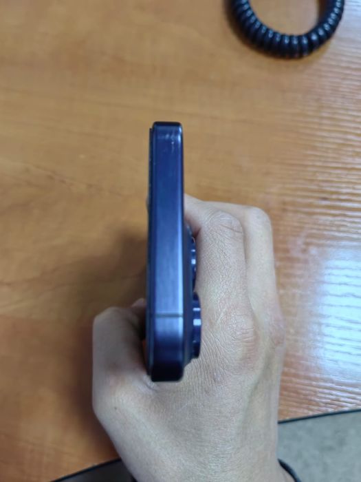 Iphone 15 pro , 256 gb