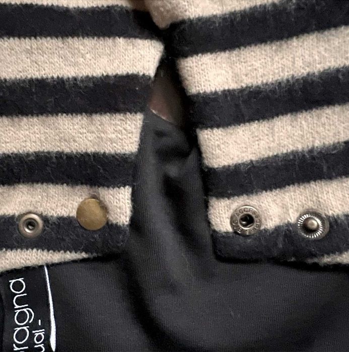 Glugă - fular 2 in 1 . Designer Larisa Dragna NOU în CUTIE