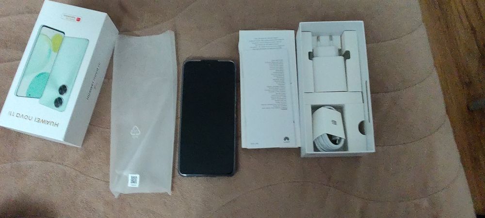 Huawei nova 11 i