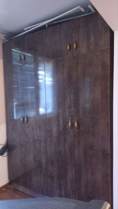 Srochno Bez makler Gorgazda kvartrira sotiladi 2/4/4