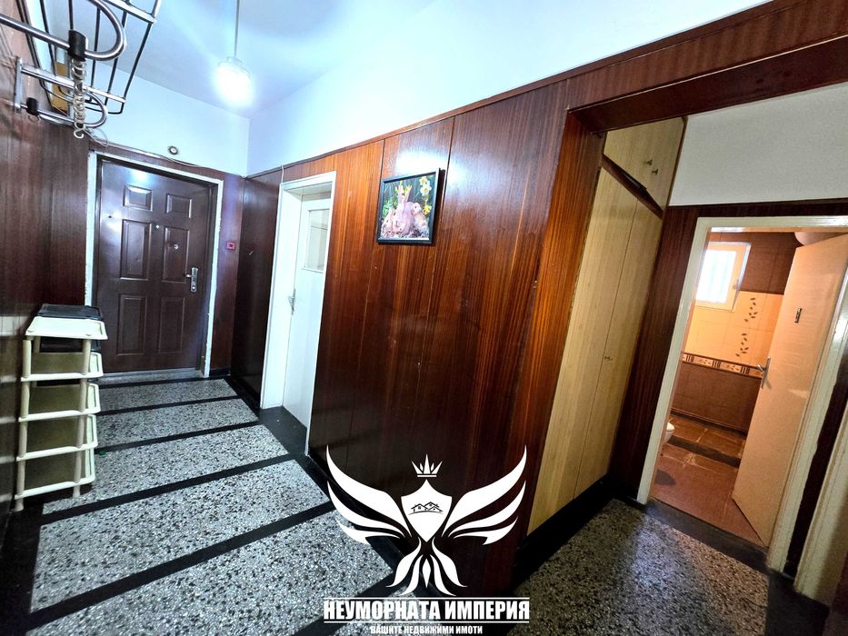 Продава се Тристаен апартамент в Асеновград - 71 кв.м за 769 €/кв.м - Снимка #3