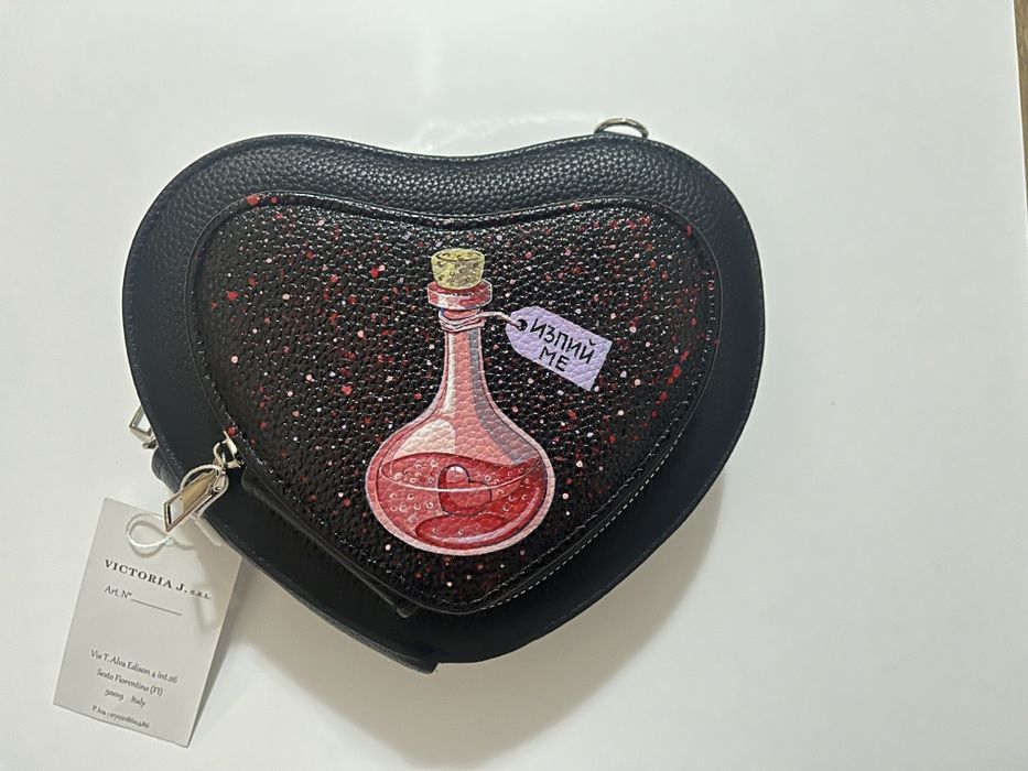 Ръчно рисувана чанта от еко кожа