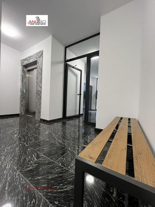 Продава се Двустаен апартамент в София, Център - 70 кв.м за 2593 €/кв.м - Снимка #11