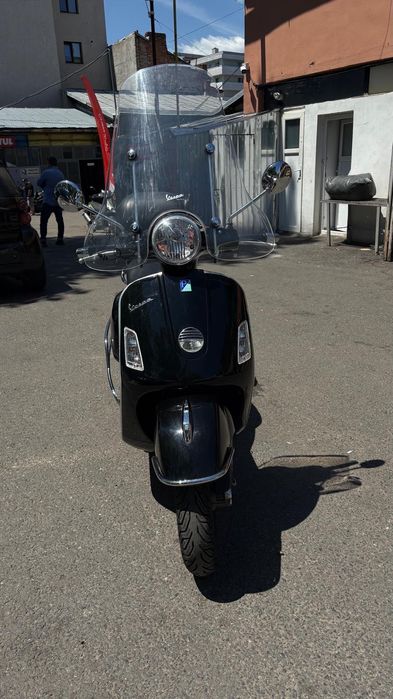 Scuter Vespa 250GTS i.e.