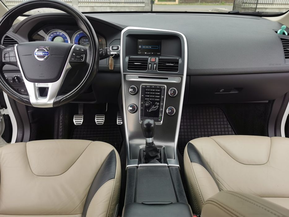 Volvo Xc 60-2,4d AWD(4x4), R-design, an fabr.2011, euro 5