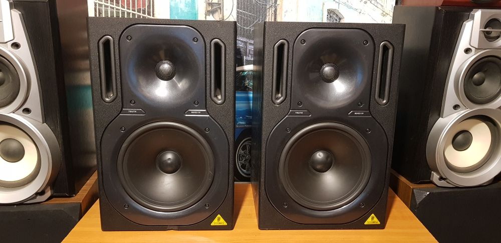 Boxe audio Behringer B-2031P  - monitoare pasive