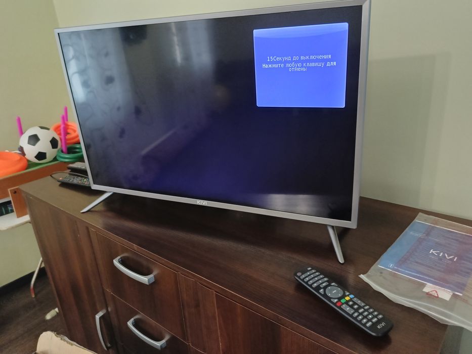 Телевизор KIVI 80 см