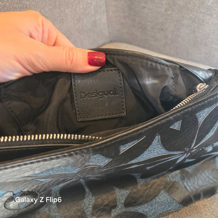 Дамска чанта ,изключително мека кожа,слагана 2 пъти,