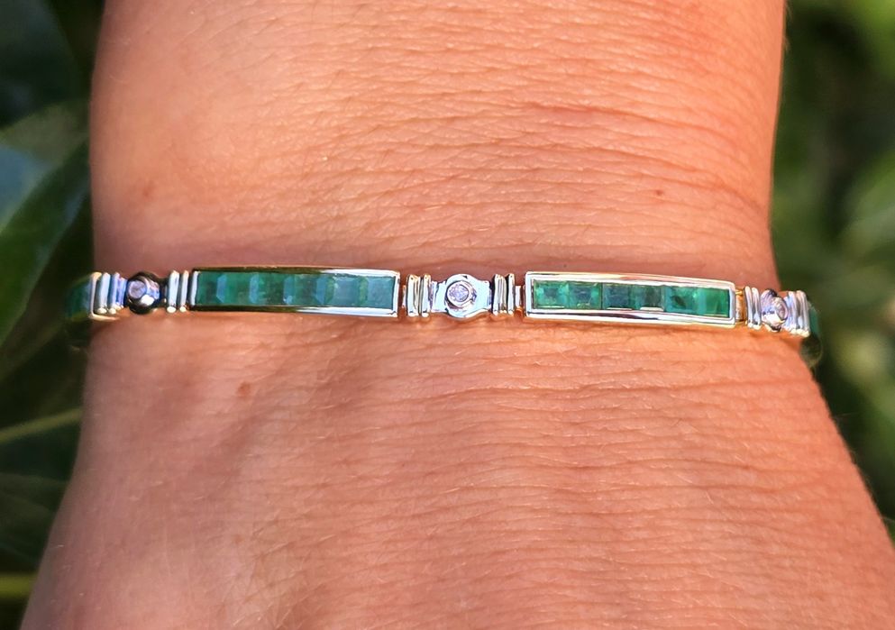 Set din aur galben cu diamante și smaralde naturale 17,58 grame