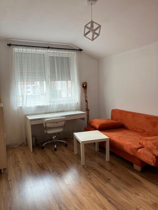 Proprietar inchiriez apartament strada Tineretului Floresti