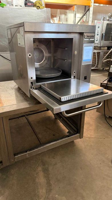 Cuptor gatire accelerata Merrychef -230V