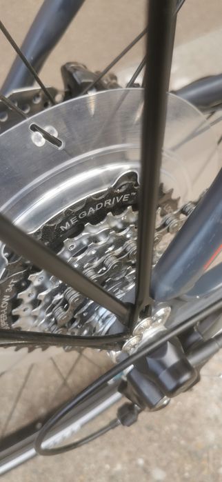 НОВ Електрически велосипед 28 цола FISCHER колело