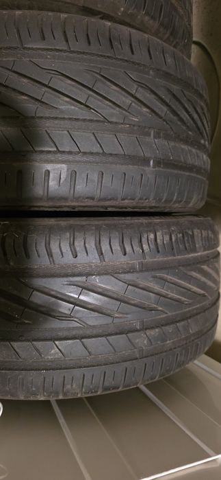 Гуми Uniroyal 235/40/18