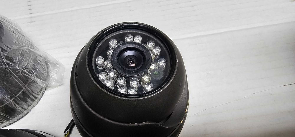 13 бр. - ЛОТ Аналогови камери - КОАКСИАЛЕН кабел