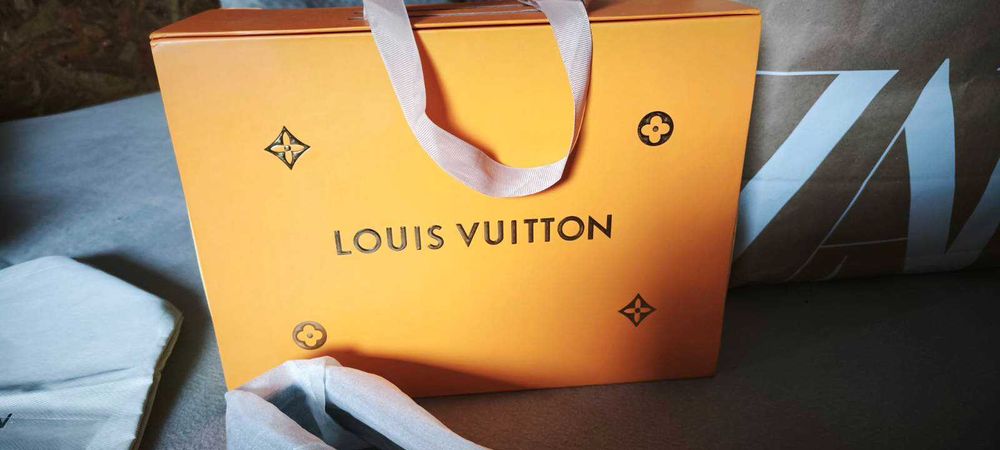 Оригинална чанта Louis Vuitton