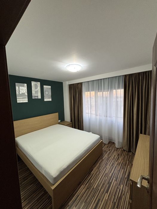Inchiriez apartamanent 3 camere cu open space, zona Dacia
