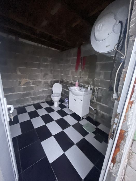 Малка Вила с гледка море(Изворище Под Наем)