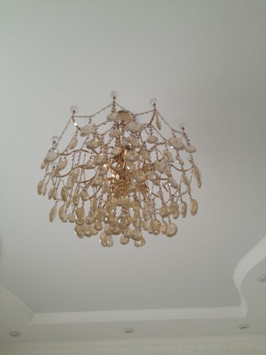 Продаётся люстра в отличном состоянии