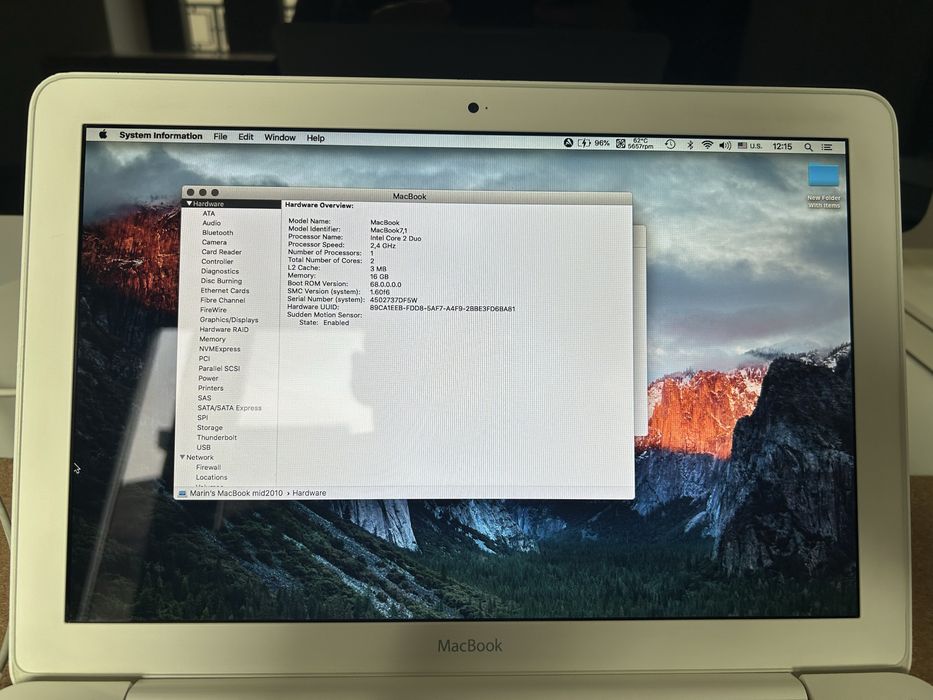 Macbook white mid 2010