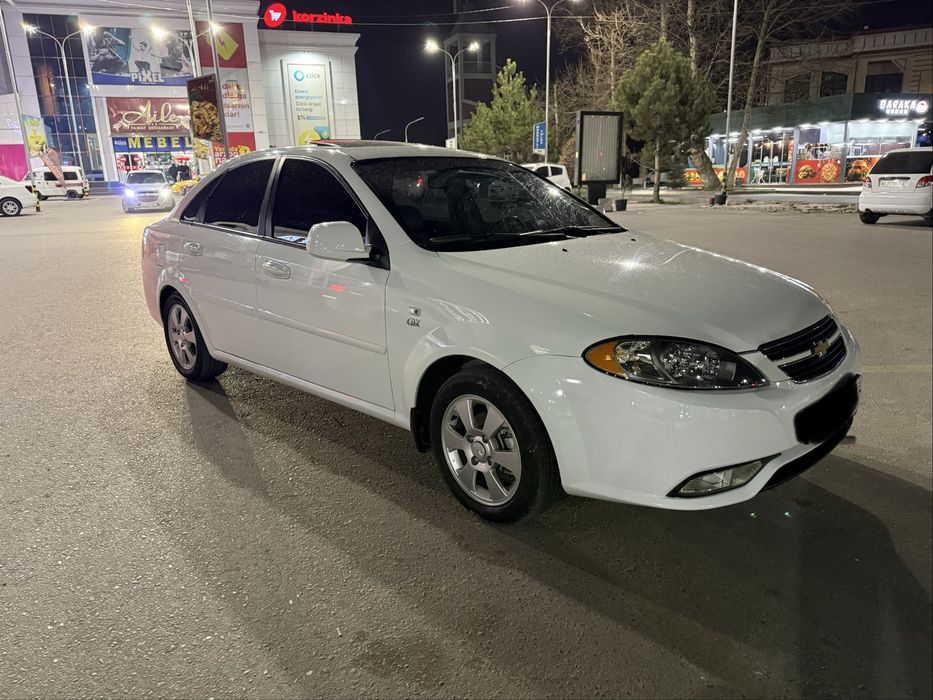 Srochna sotiladi laseti jentra