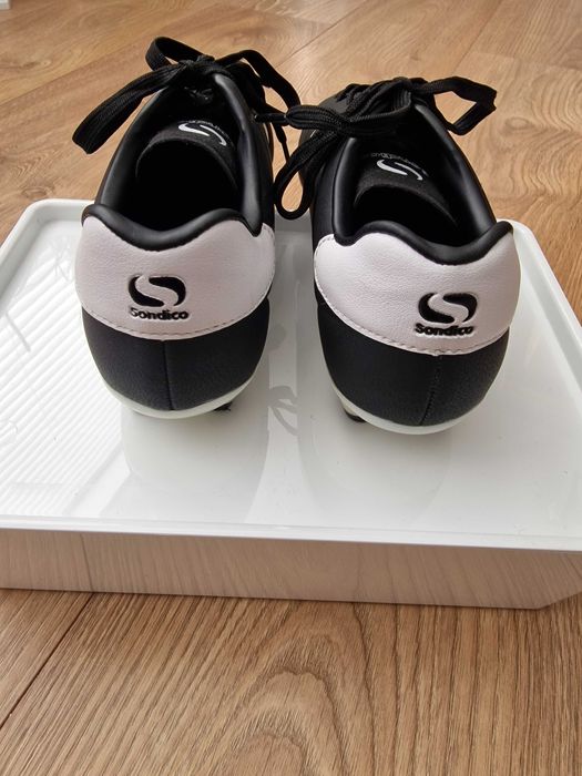 Детски бутонки Sondico