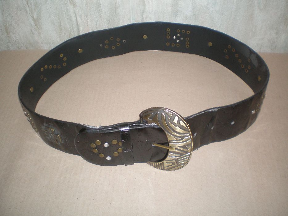 Лот от 2 запазени черни дамски колана с орнаменти