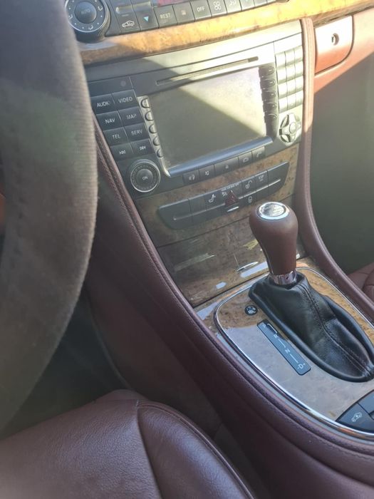 Продавам Mercedes cls