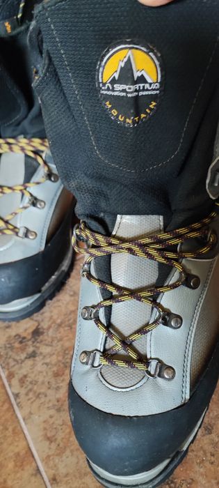 Bocanci tehnici de altitudine la sportiva Barunțze nr. 42