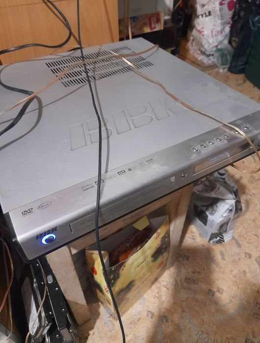 Усилитель с тюнером BBK